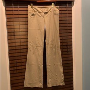 The limited Beige Pant Size:4L
